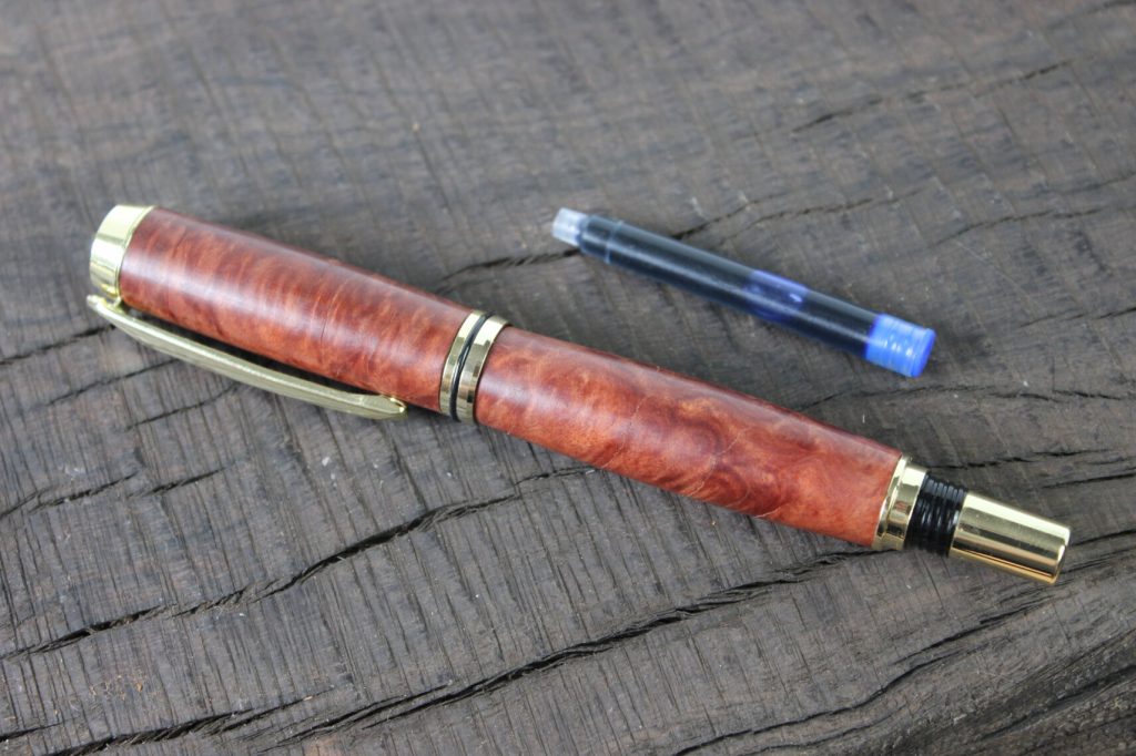 A Jr Gent Fountain pen and refill